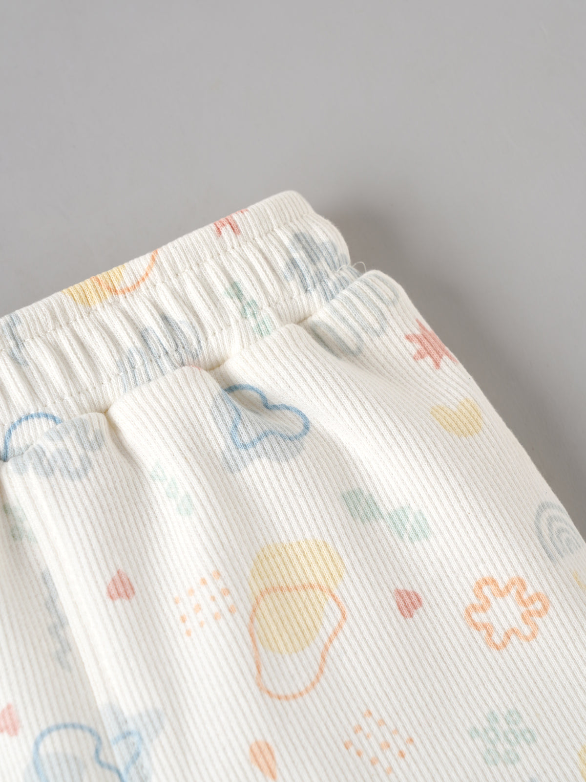 Popees Baby Unisex Cream Printed Ribbed Shorts with Multicolor Cute Pattern |0-9 Months