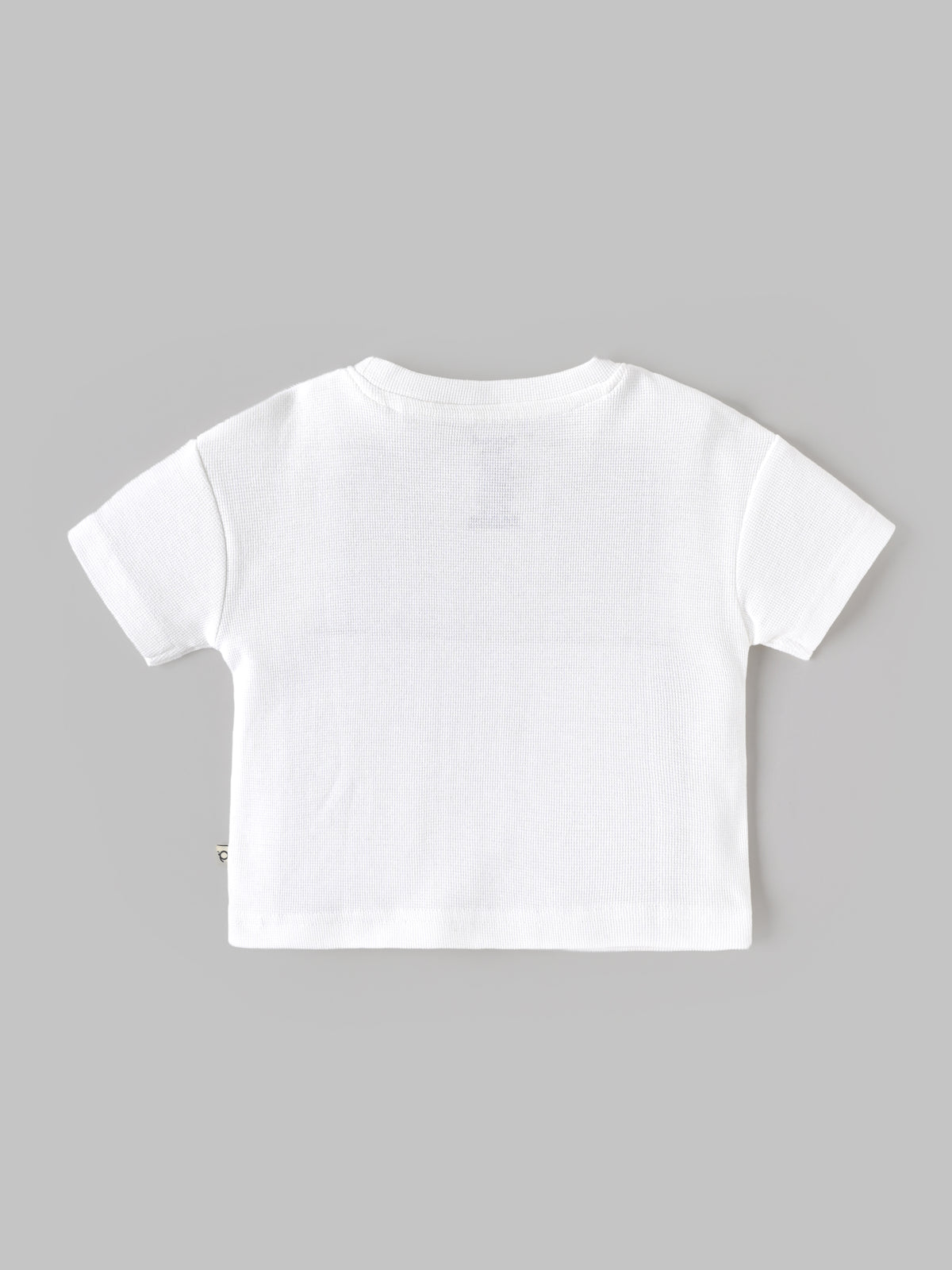 Popees Baby Boys White Textured Short Sleeve T-Shirt with Printed Pocket Detail | 9 Month - 4 Year