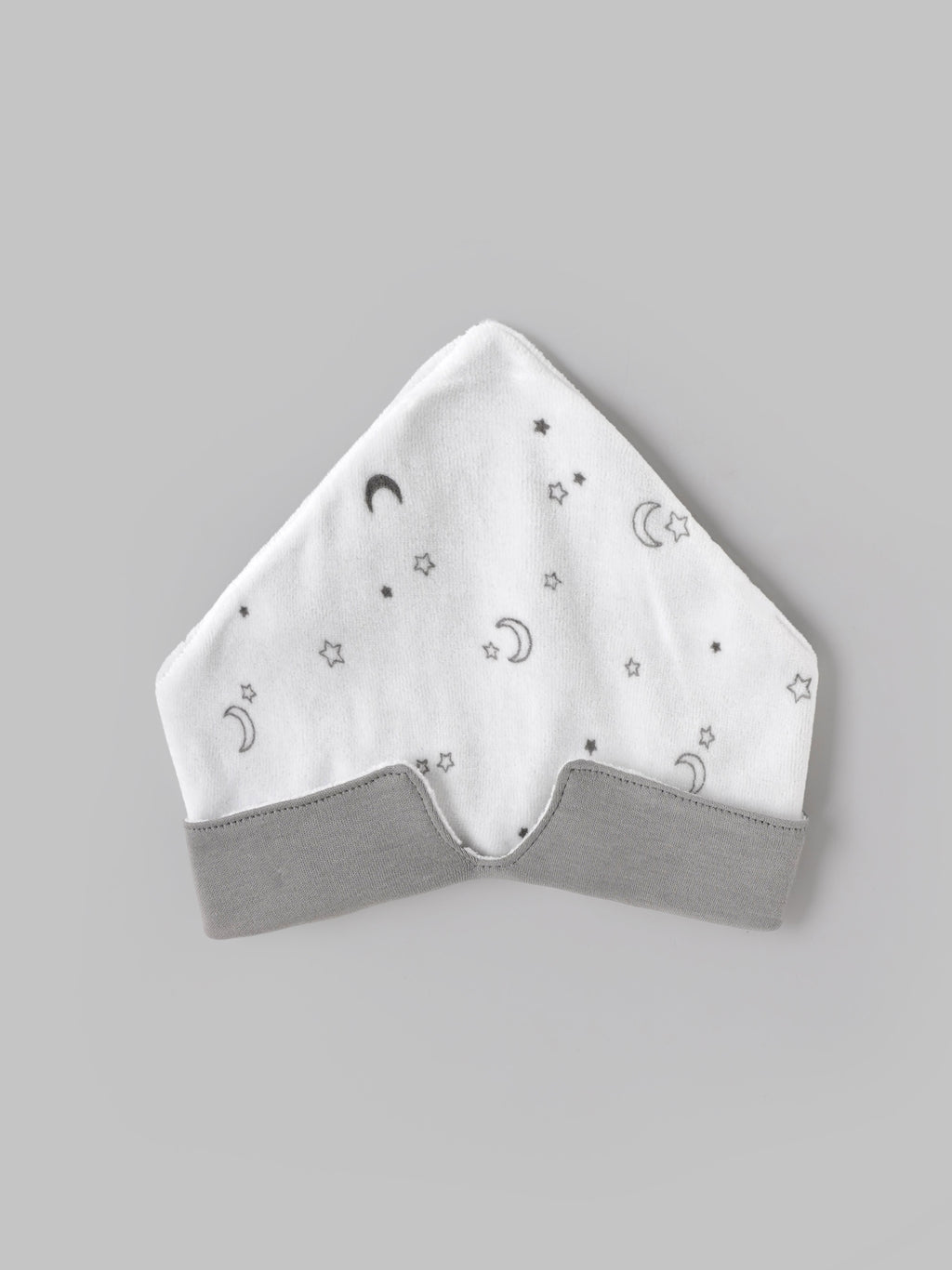 Popees Cute Printed Bib for Little Ones (2PCS)