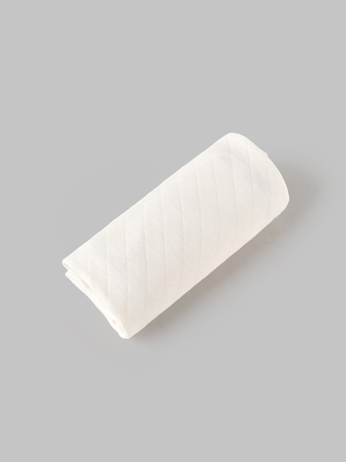 Popees Baby Hooded Towel – Quilted Snow White (Color and Design May Vary Depending on Availability)