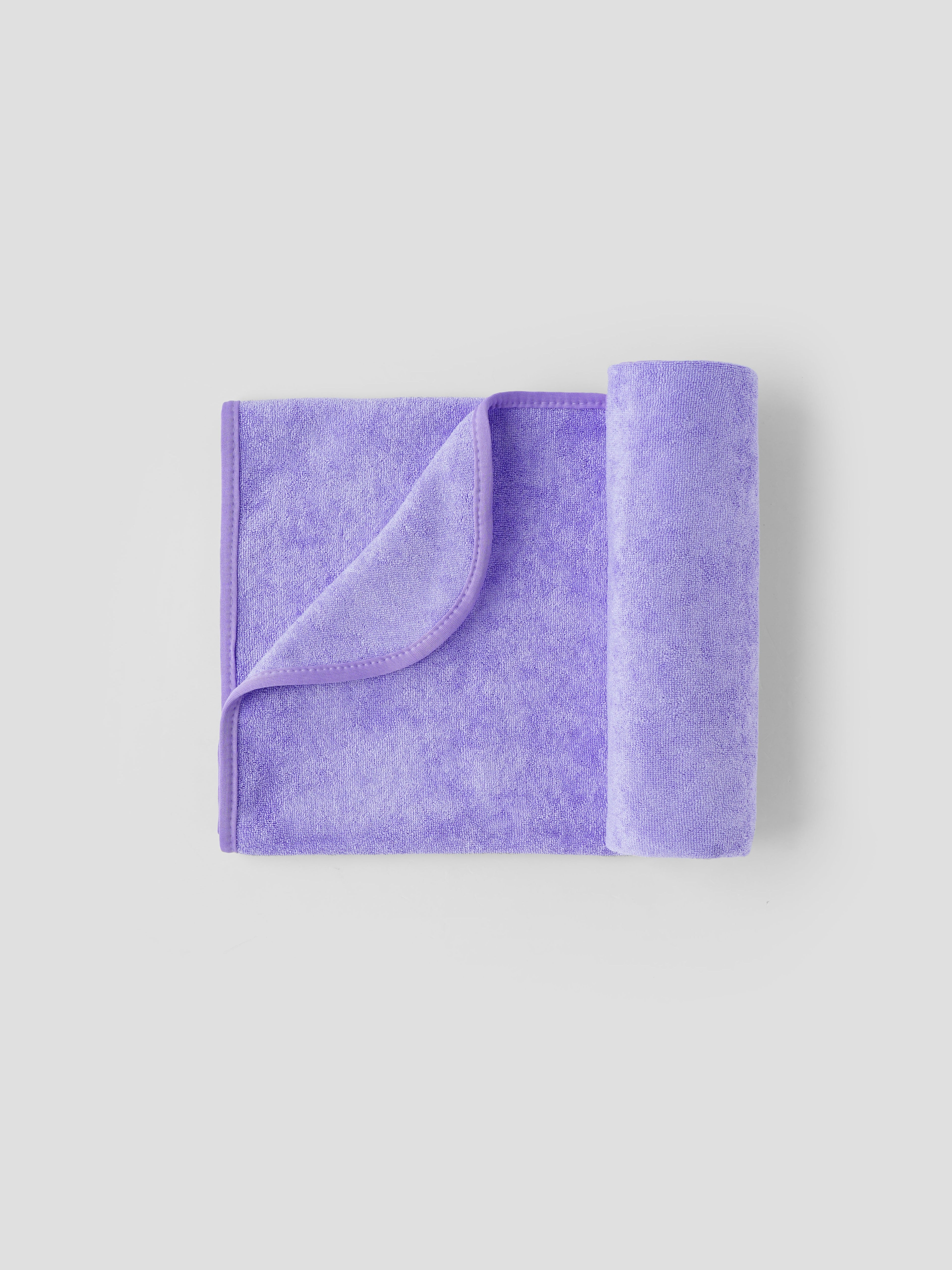 Newborn Bathing Towel – Lightweight, Extra-Absorbent, and Skin-Safe Cotton Towel for Babies(color and design may vary depending on availability)
