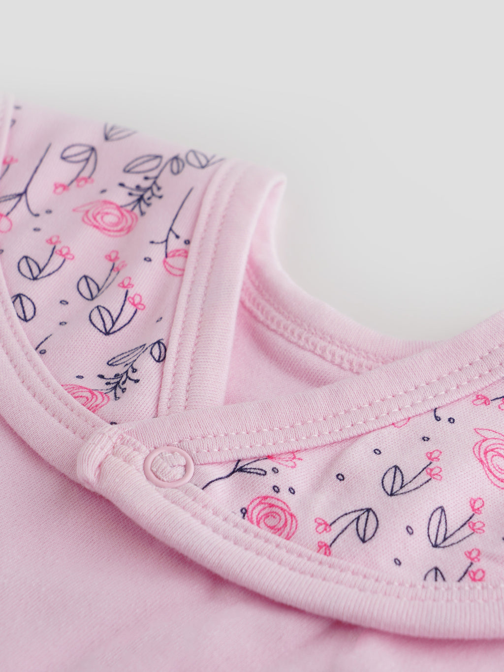 Popees Cozy Cotton knitted Bibs (color and design may vary depending on availability)